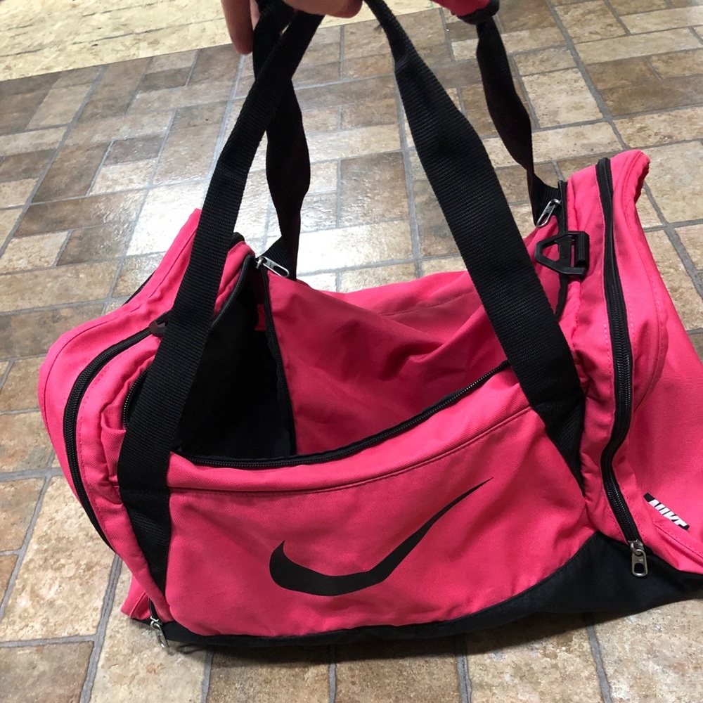 Bright pink nike gym bag
